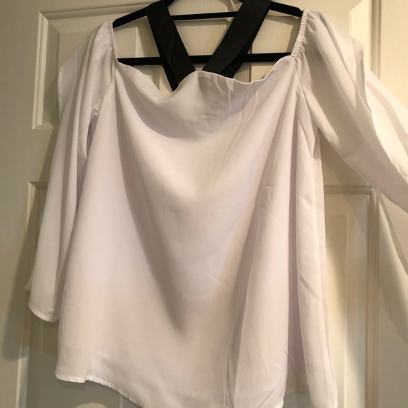 Back & White Criss Cross Neck line - Picture 3 of 3